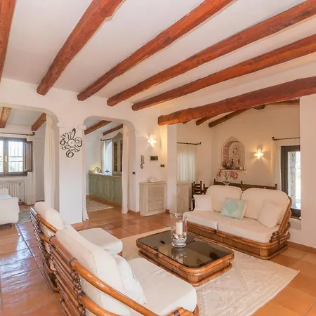 Casa Chiara * أرتْساكينا