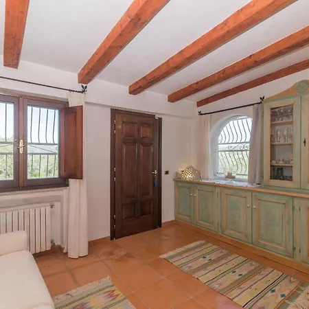 Casa Chiara أرتْساكينا